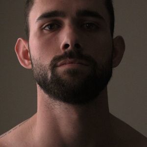 Meet your Posher, Dominic